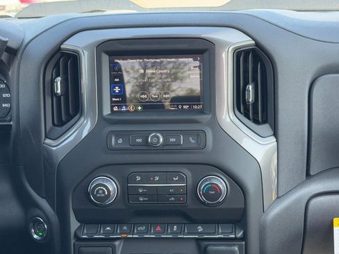 New 2026 Chevrolet Silverado 1500 Custom Trail Boss AWD/4WD image 27