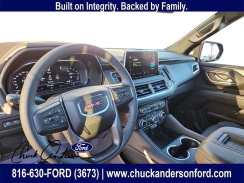 Used 2024 GMC Yukon AT4 w/ AT4 Premium Package image 9