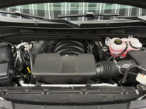 Used 2026 GMC Yukon Denali w/ Sun & Power Step Package AWD/4WD image 14