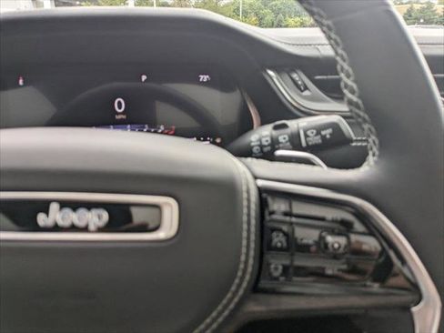 Certified 2022 Jeep Grand Cherokee L Overland image 25