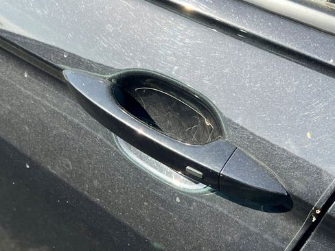 Used 2022 Volkswagen Tiguan SE image 18