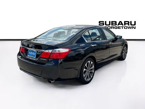 Used 2015 Honda Accord Sport image 7
