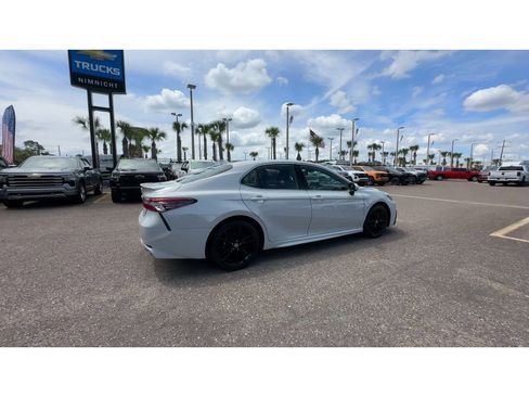 Used 2024 Toyota Camry XSE FWD image 8