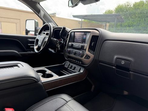 Used 2018 GMC Sierra 3500 Denali w/ Duramax Plus Package AWD/4WD image 12
