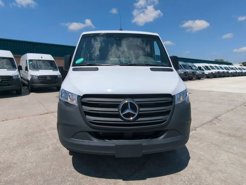 Used 2024 Mercedes-Benz Sprinter 144 Cargo image 20