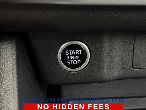 Used 2023 Nissan Rogue SV image 41