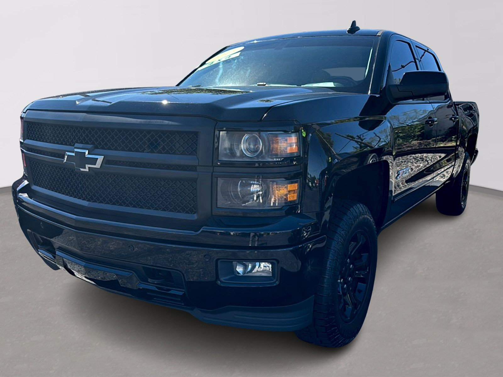 Used 2015 Chevrolet Silverado 1500 LTZ Z71 w/ Midnight Edition AWD/4WD image 1