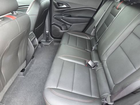 Used 2026 Chevrolet Trax RS w/ Sunroof Package FWD image 19