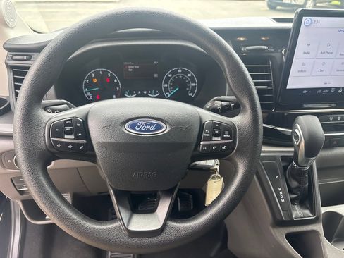 Used 2025 Ford Transit 350 XLT RWD image 15