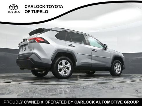 Used 2021 Toyota RAV4 XLE image 39