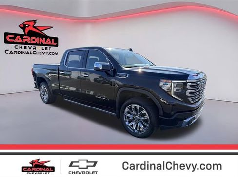 Used 2024 GMC Sierra 1500 Denali w/ Denali Reserve Package AWD/4WD image 1