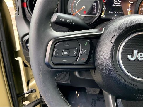 Certified 2025 Jeep Wrangler Rubicon w/ Safety Group image 22