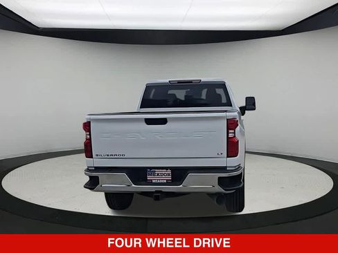 Used 2024 Chevrolet Silverado 2500 LT AWD/4WD image 7