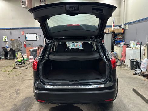 Used 2019 Nissan Rogue Sport S w/ Appearance Package image 9