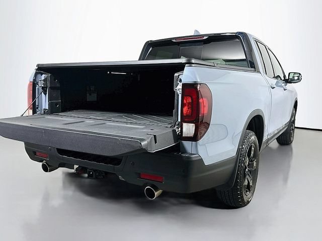Used 2025 Honda Ridgeline Black Edition image 27