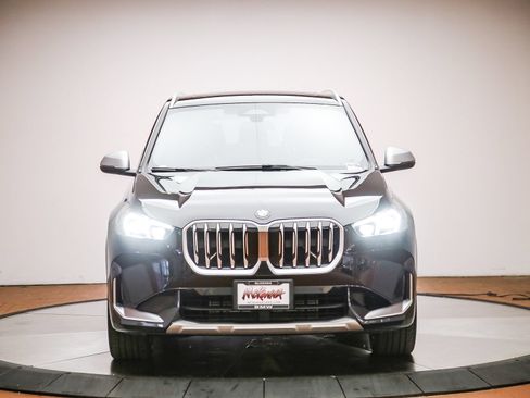 Used 2023 BMW X1 xDrive28i w/ Convenience Package AWD/4WD image 7