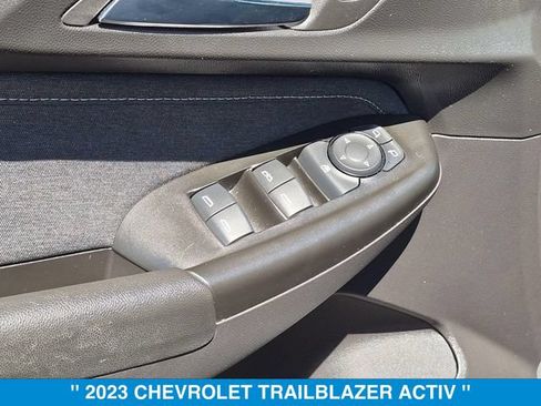 Used 2023 Chevrolet TrailBlazer ACTIV AWD/4WD image 12
