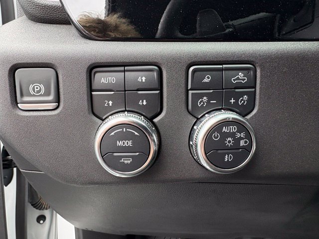 Used 2025 GMC Sierra 1500 SLT w/ SLT Premium Plus Package AWD/4WD image 22