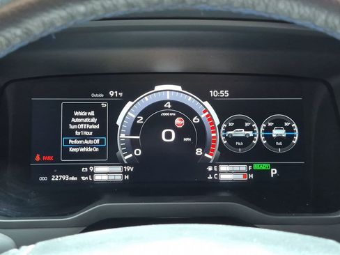 Used 2024 Toyota Tundra Platinum AWD/4WD image 14