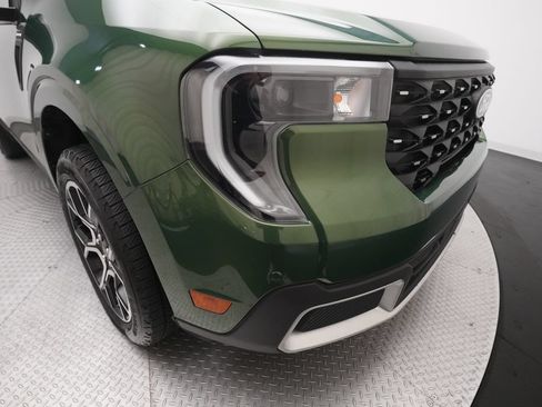 Used 2025 Ford Maverick Lariat AWD/4WD image 22