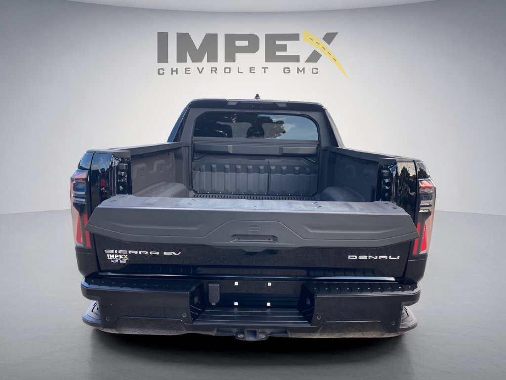 Used 2025 GMC Sierra EV Denali AWD/4WD image 5