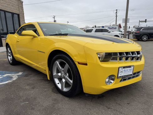 Used 2010 Chevrolet Camaro LT image 3
