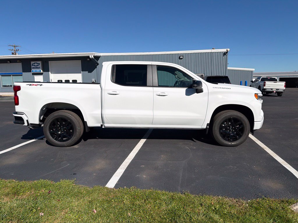New 2026 Chevrolet Silverado 1500 RST w/ Convenience Package II AWD/4WD image 2