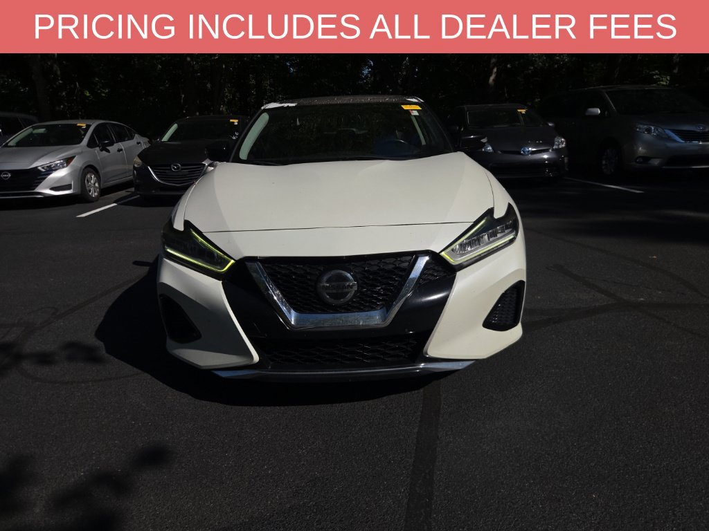 Used 2019 Nissan Maxima 3.5 SV w/ Floor Mat Group FWD image 12