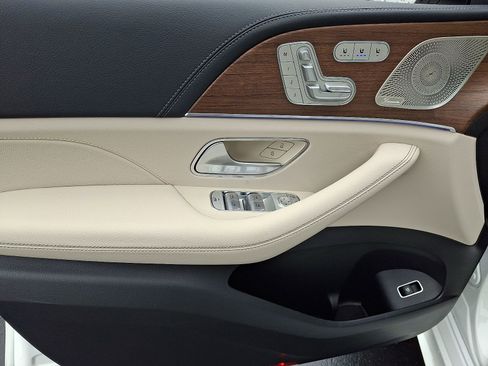 New 2026 Mercedes-Benz GLE 450 4MATIC image 8