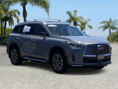 Certified 2026 INFINITI QX60 Luxe w/ Cargo Package FWD image 6