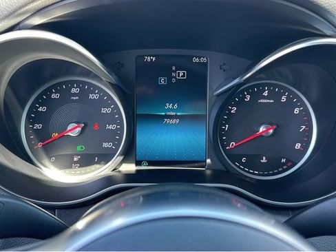 Used 2019 Mercedes-Benz C 300 Sedan image 32