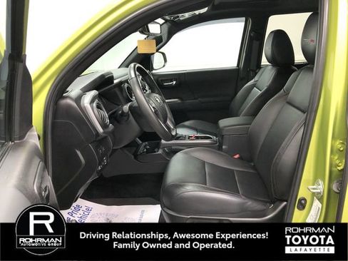 Used 2022 Toyota Tacoma TRD Pro AWD/4WD image 11