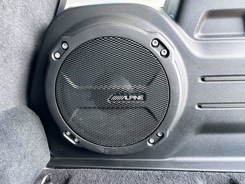 Used 2023 Jeep Wrangler Unlimited Rubicon 4xe AWD/4WD image 31