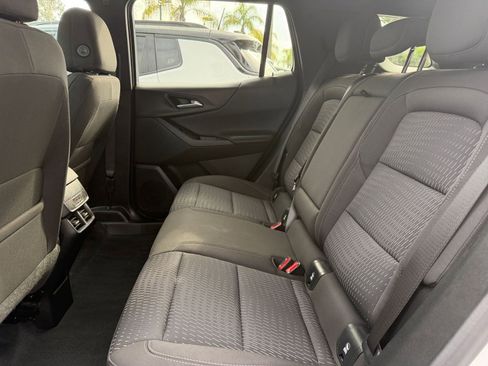 Used 2025 Chevrolet Equinox LT image 27