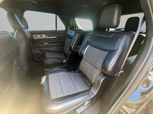 Used 2026 Ford Explorer ST-Line AWD/4WD image 24