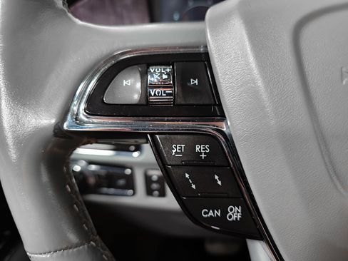 Used 2021 Lincoln Navigator L Reserve w/ Luxury Package AWD/4WD image 28