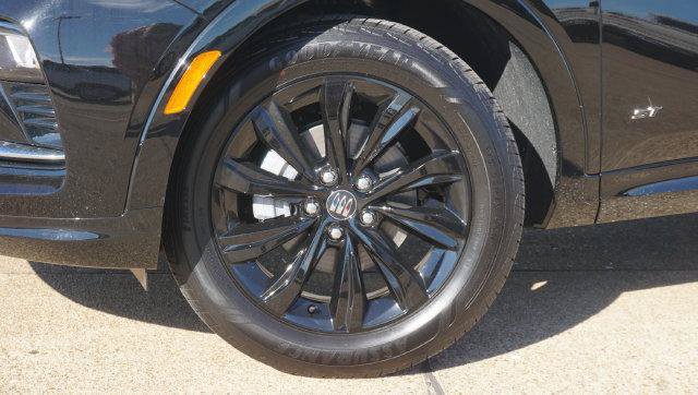 New 2026 Buick Envista Sport Touring w/ Convenience I Package FWD image 2