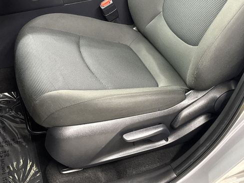 Used 2024 Toyota RAV4 LE AWD/4WD image 26