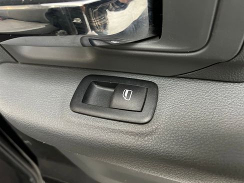 Used 2024 RAM 1500 Classic SLT image 19