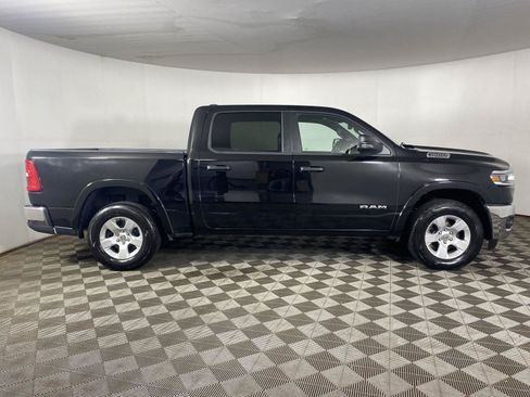 Used 2025 RAM 1500 Big Horn AWD/4WD image 7