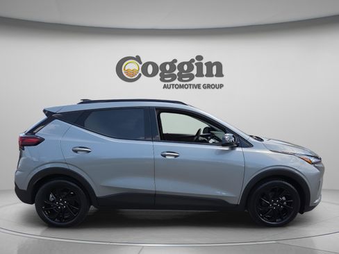 New 2027 Chevrolet Bolt RS w/ LPO, All-Weather Package FWD image 6