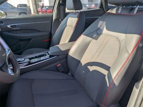 Used 2023 Hyundai Sonata SEL Plus image 14