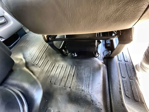 New 2025 Chevrolet Express 2500 Work Van image 14