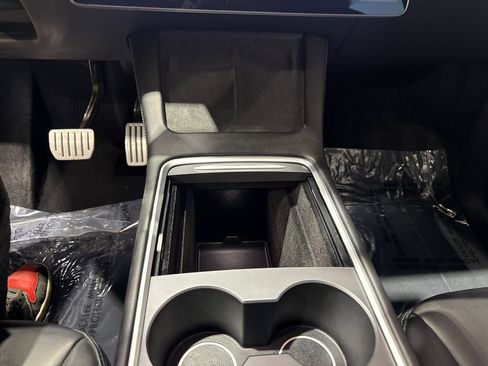 Used 2023 Tesla Model Y Performance AWD/4WD image 97