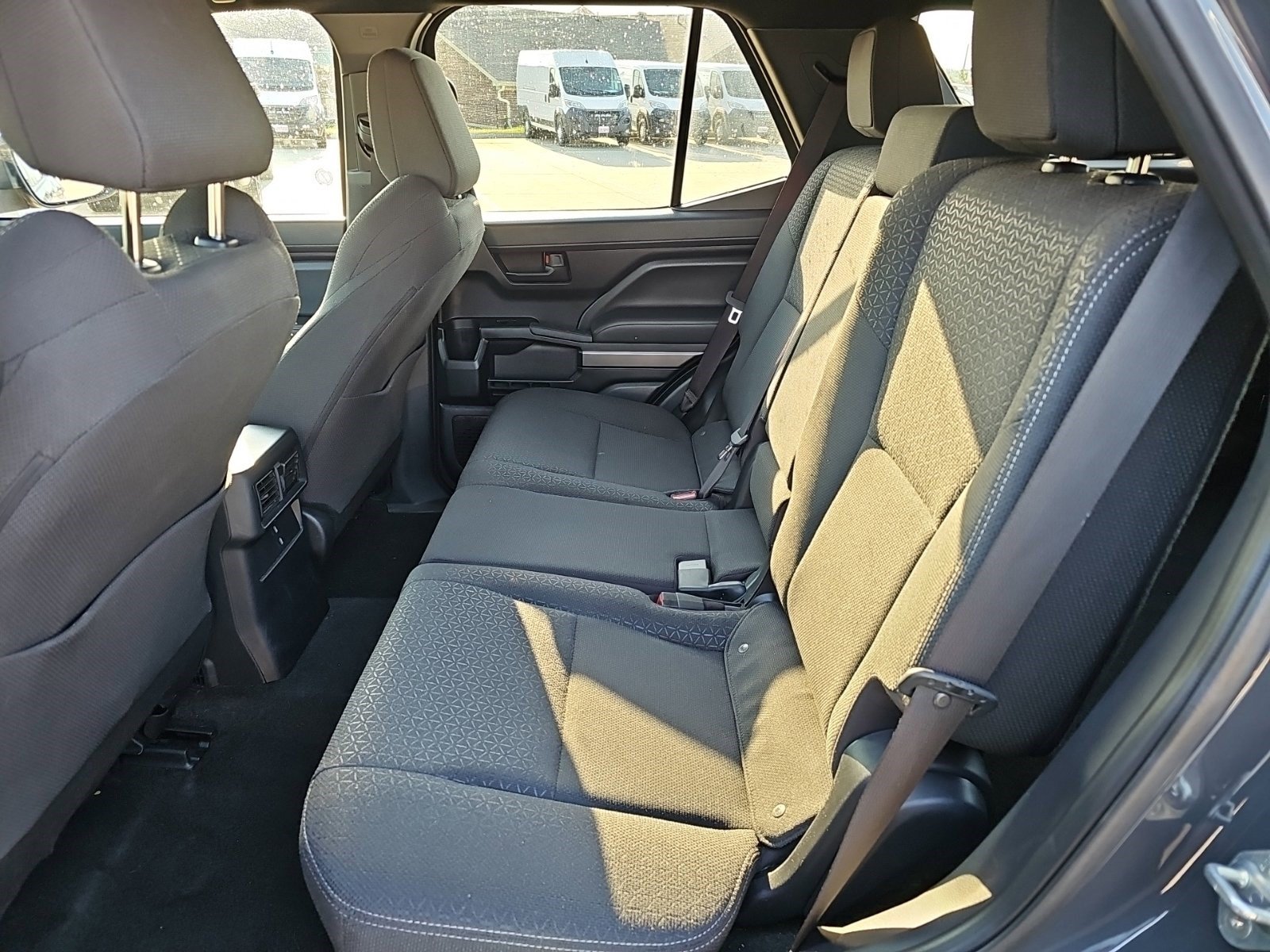 Used 2025 Toyota 4Runner SR5 AWD/4WD image 16