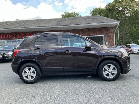 Used 2015 Chevrolet Trax LT image 4