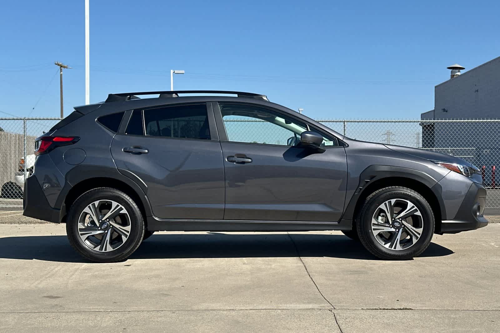 New 2026 Subaru Crosstrek 2.5i Premium AWD/4WD image 2