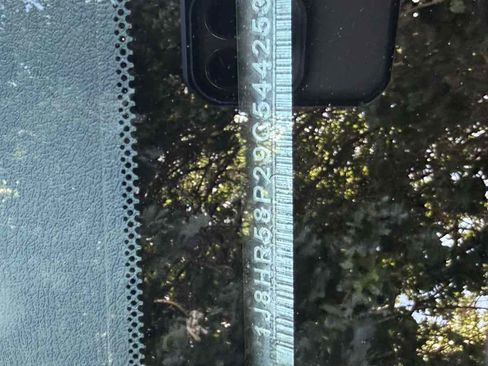 Used 2009 Jeep Grand Cherokee Limited image 19