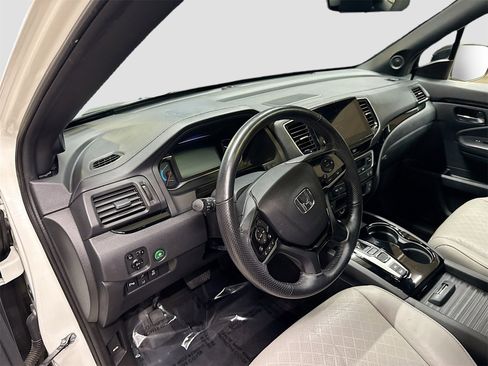 Used 2019 Honda Passport Elite image 9
