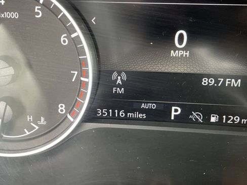 Used 2025 Nissan Pathfinder SV AWD/4WD image 44